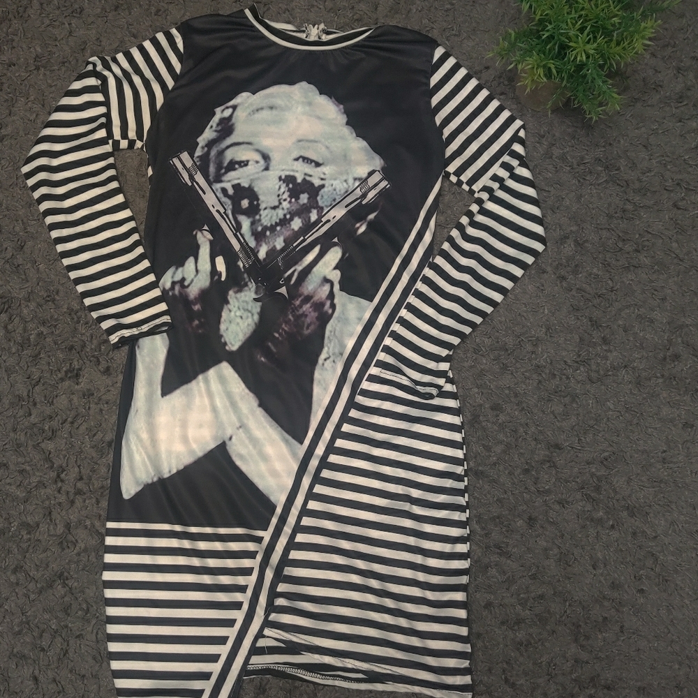 Marilyn Monroe dress